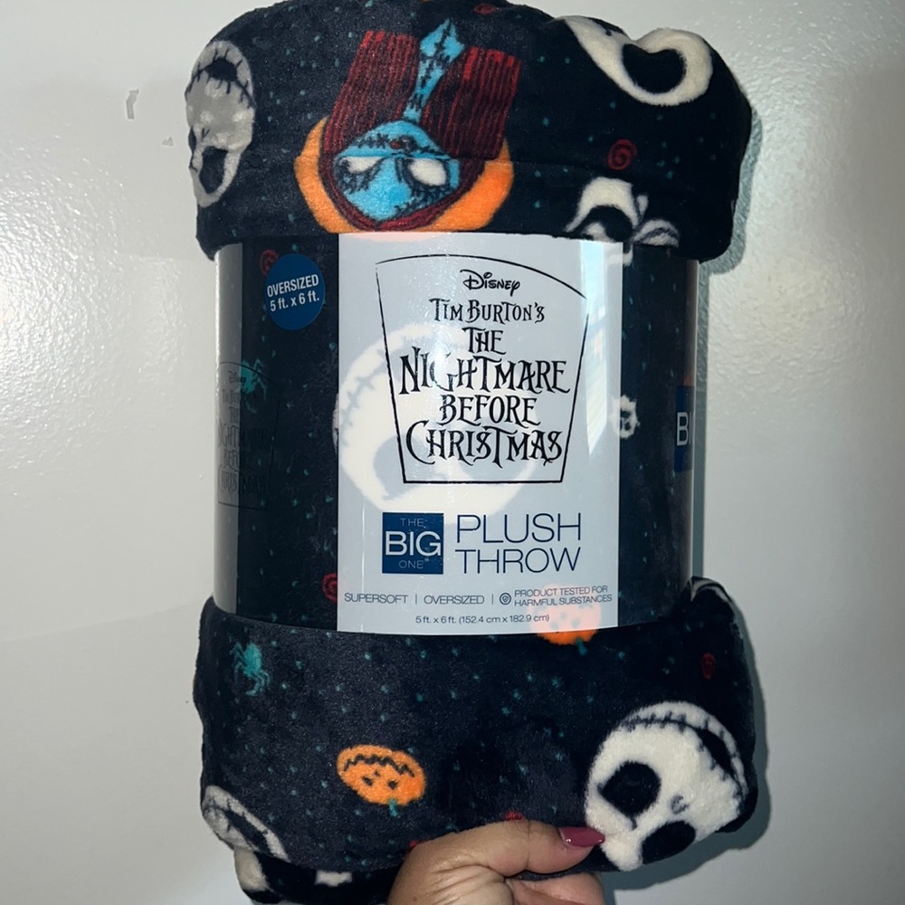 The nightmare before Christmas big plush throw